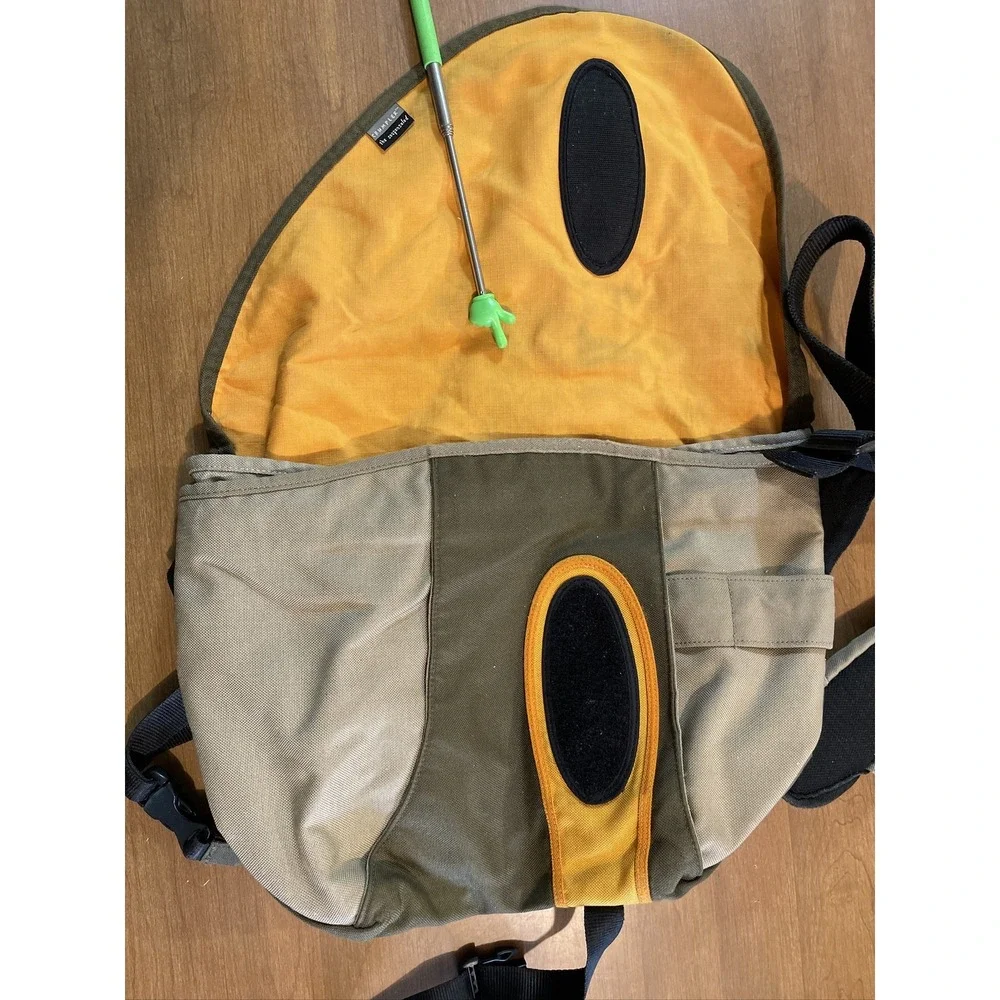 Crumpler Messenger Bag Olive Green Orange Crossbody Laptop Strap